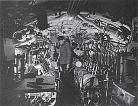 Historisches Bild - Maschinenraum des französisches U-Boot Rubis