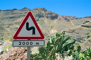 Gran Canaria - Entlang der GC-200, die sich in endlosen Serpentinen in die Höhe windet.