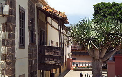 Gran Canaria - Santa Maria de Guia - Hat noch schön renovierte alte Häuser im kanarischen Stil.