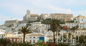 Ibiza 2002 - Eivissa / Ibiza Stadt - Die Altstadt ist nur zu Fuß erreichbar.