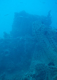 Seitenansicht der Reste des Turms / Medusa-Uboot-Wrack in Pula Kroatien