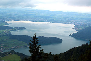 Schweiz 2004 - Vierwaldstättersee - Blick vom Rigi, dem Hausberg der Region